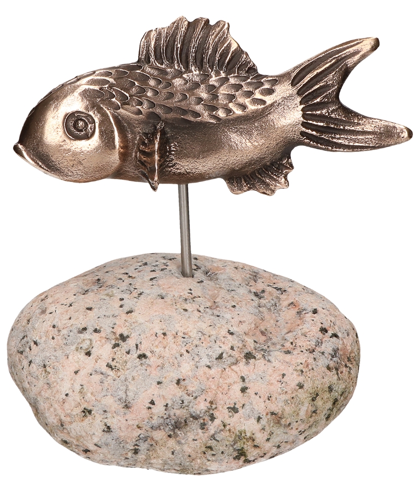Bronzefigur Fisch auf Kieselstein
